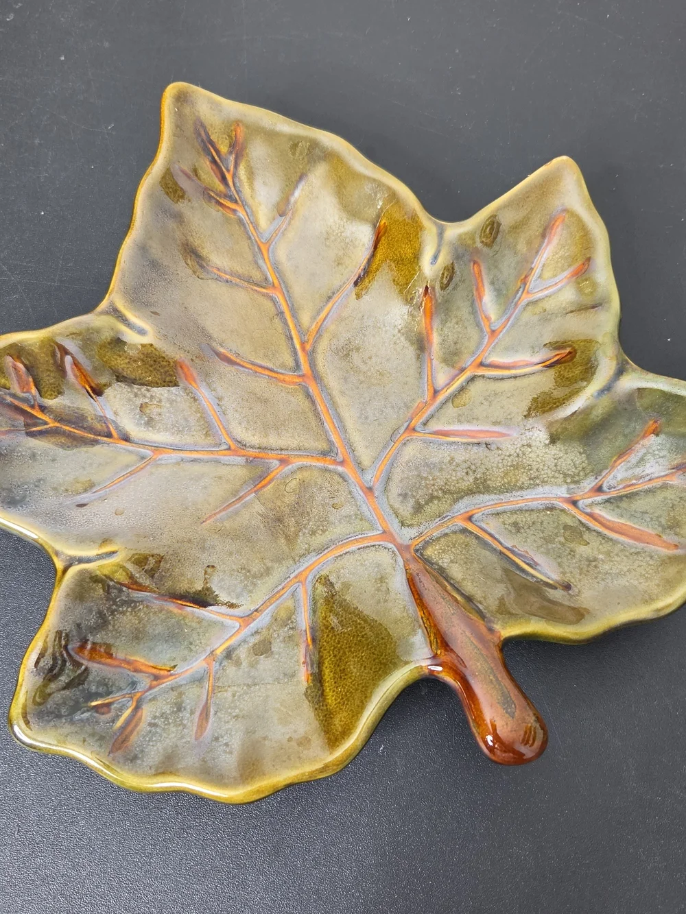Pottery Barn Harvest Ceramic Leaf Decorative Tray - Olive Green 10